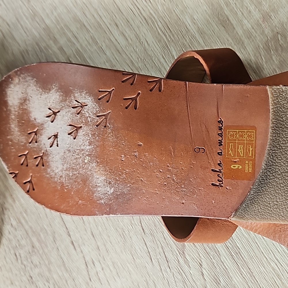 Beek LORA Sandals - Picture 7 of 12